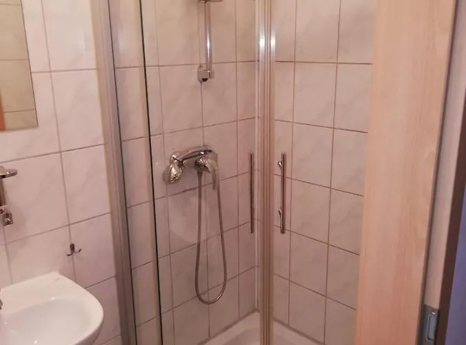 Oda ve Kahvaltı Feldschloessl 3*